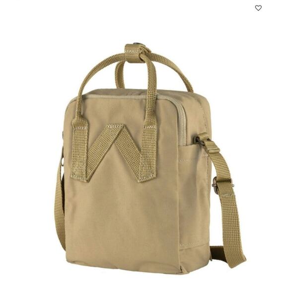 FJALLRAVEN Kånken Sling Crossbody Bag in Clay - Picture 4 of 16